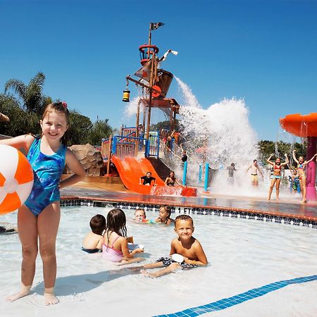 Howard Johnson By Wyndham Anaheim Hotel & Water Playground Létesítmények fotó