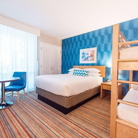Howard Johnson By Wyndham Anaheim Hotel & Water Playground Kültér fotó